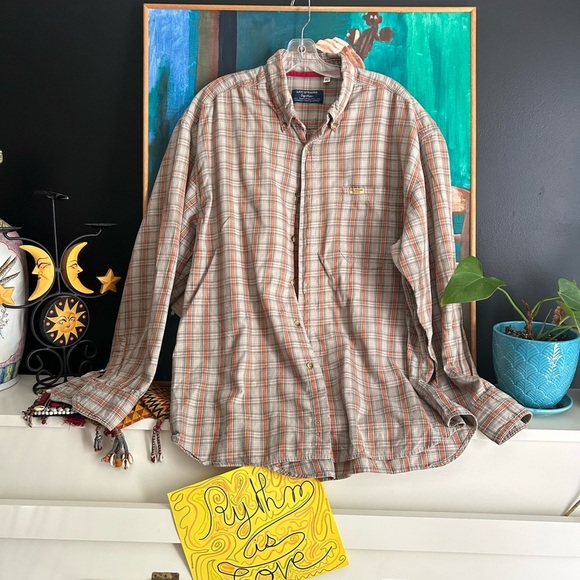 Levi's Tan and Orange Plaid Casual Shirt XL - Picture 2 of 16